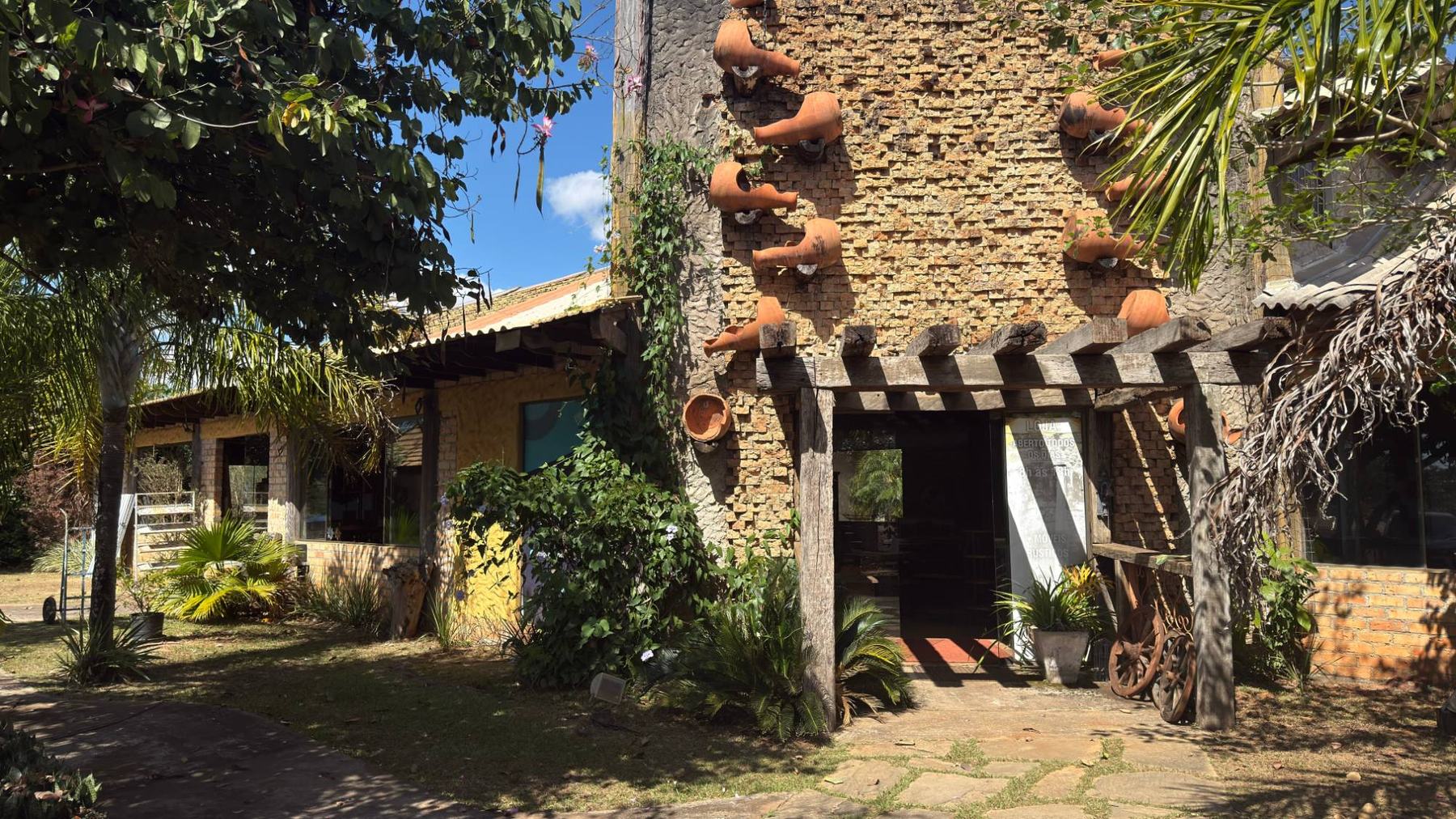 Entrada da Casa do Cerrado